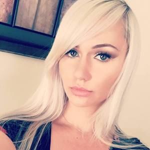 Meet your Posher, Tiffany